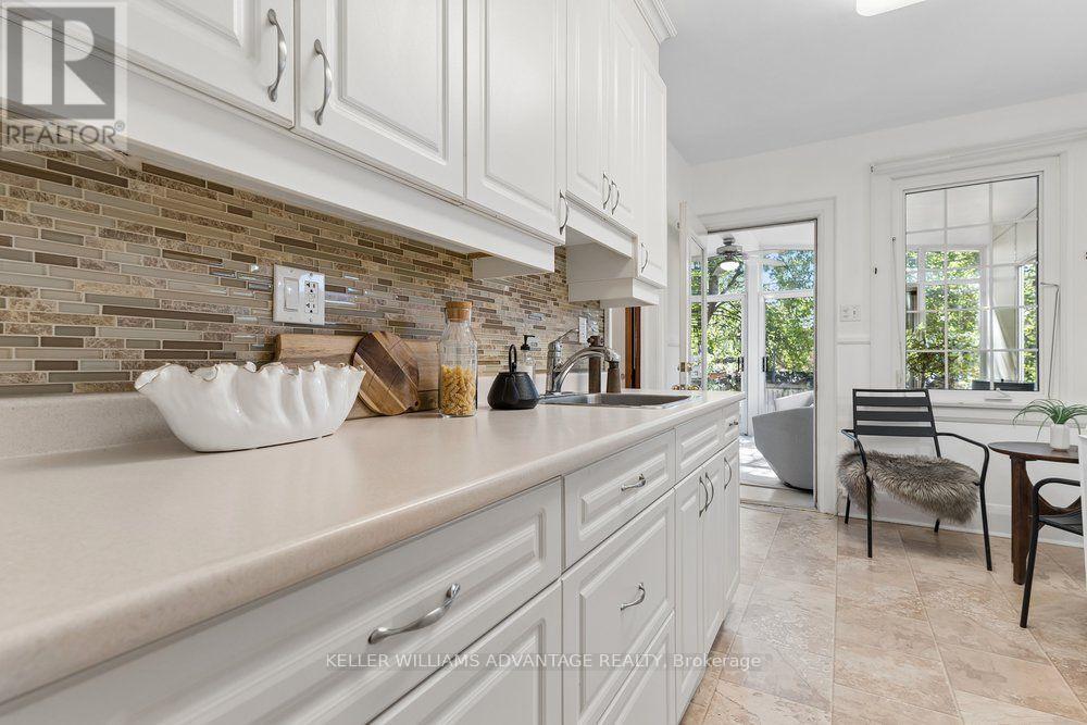 55 Snowdon Avenue, Toronto, ON photo 16