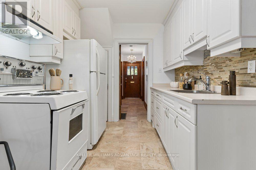 55 Snowdon Avenue, Toronto, ON photo 19