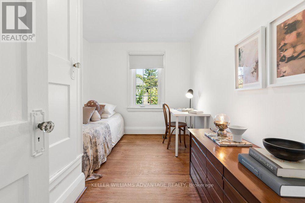 55 SNOWDON AVENUE - 34