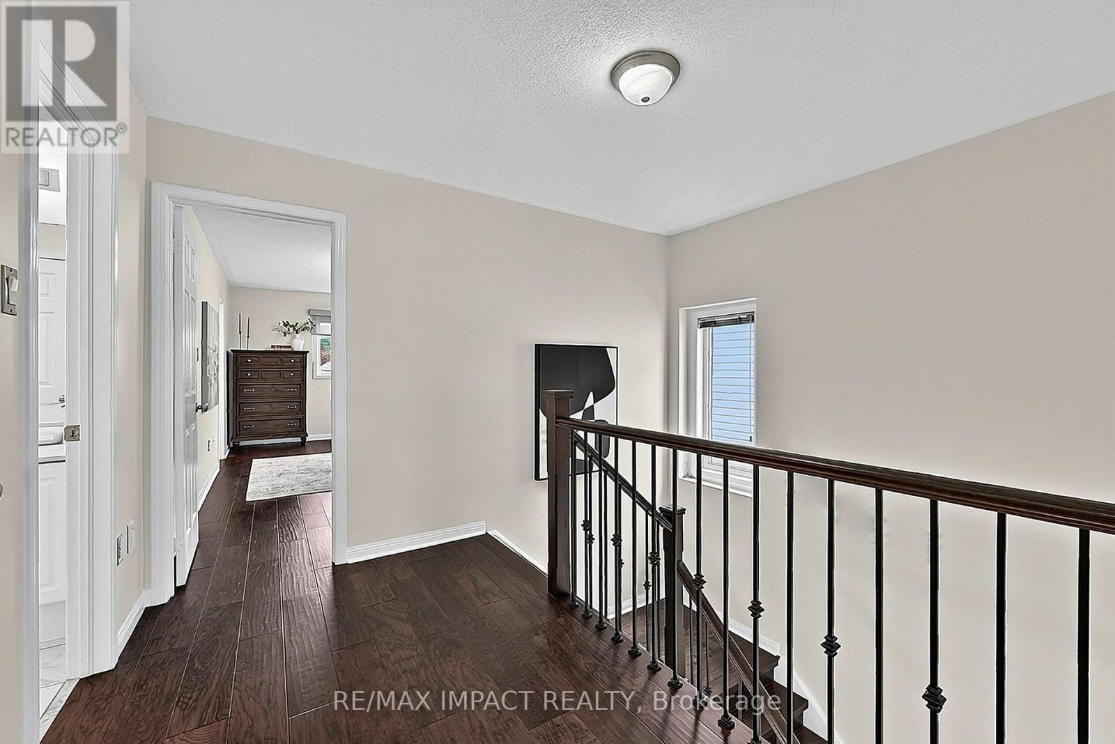 17 HOLMAN COURT - 23
