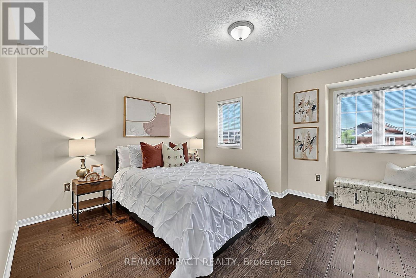 17 Holman Court, Whitby, ON photo 29