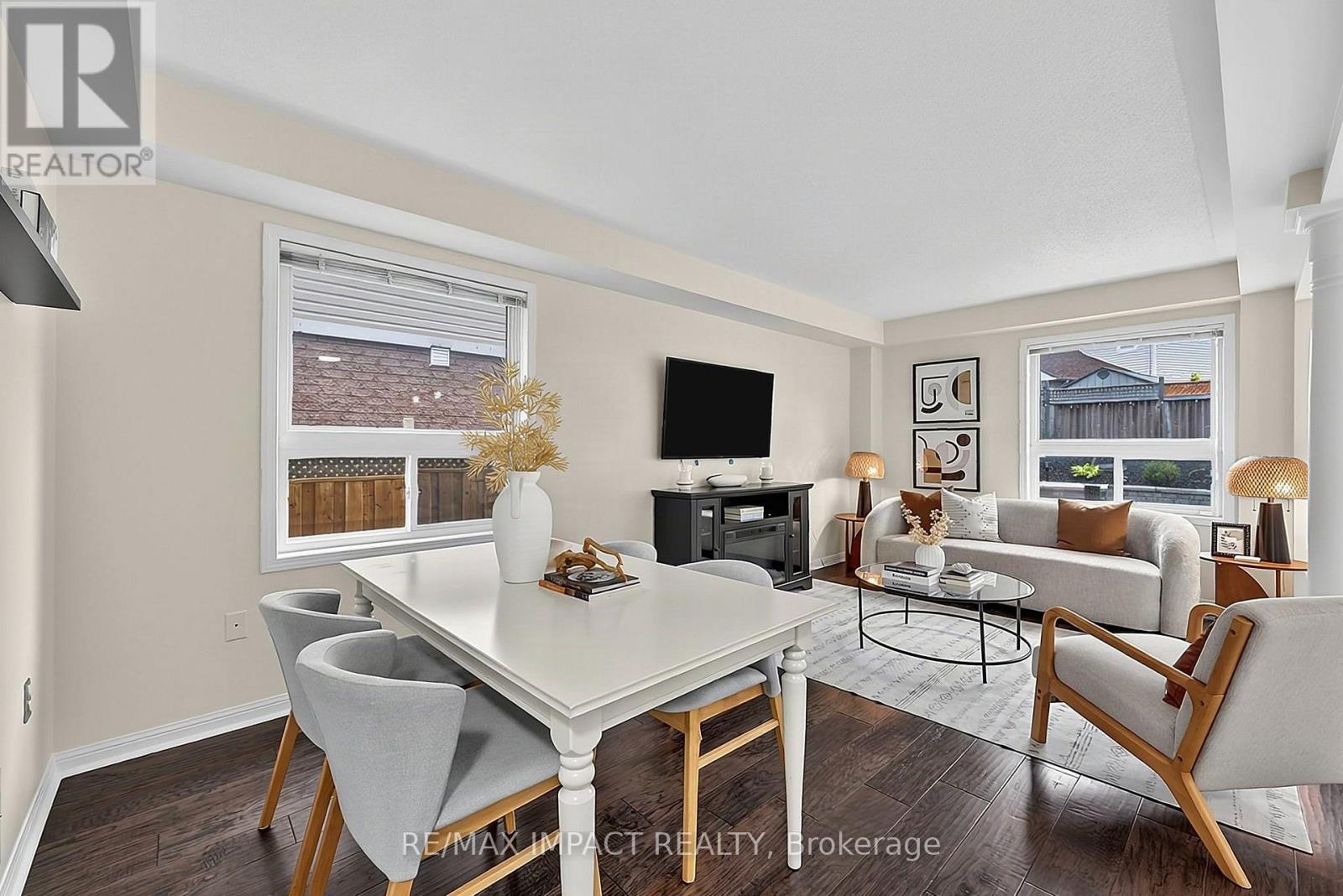 17 Holman Court, Whitby, ON photo 9