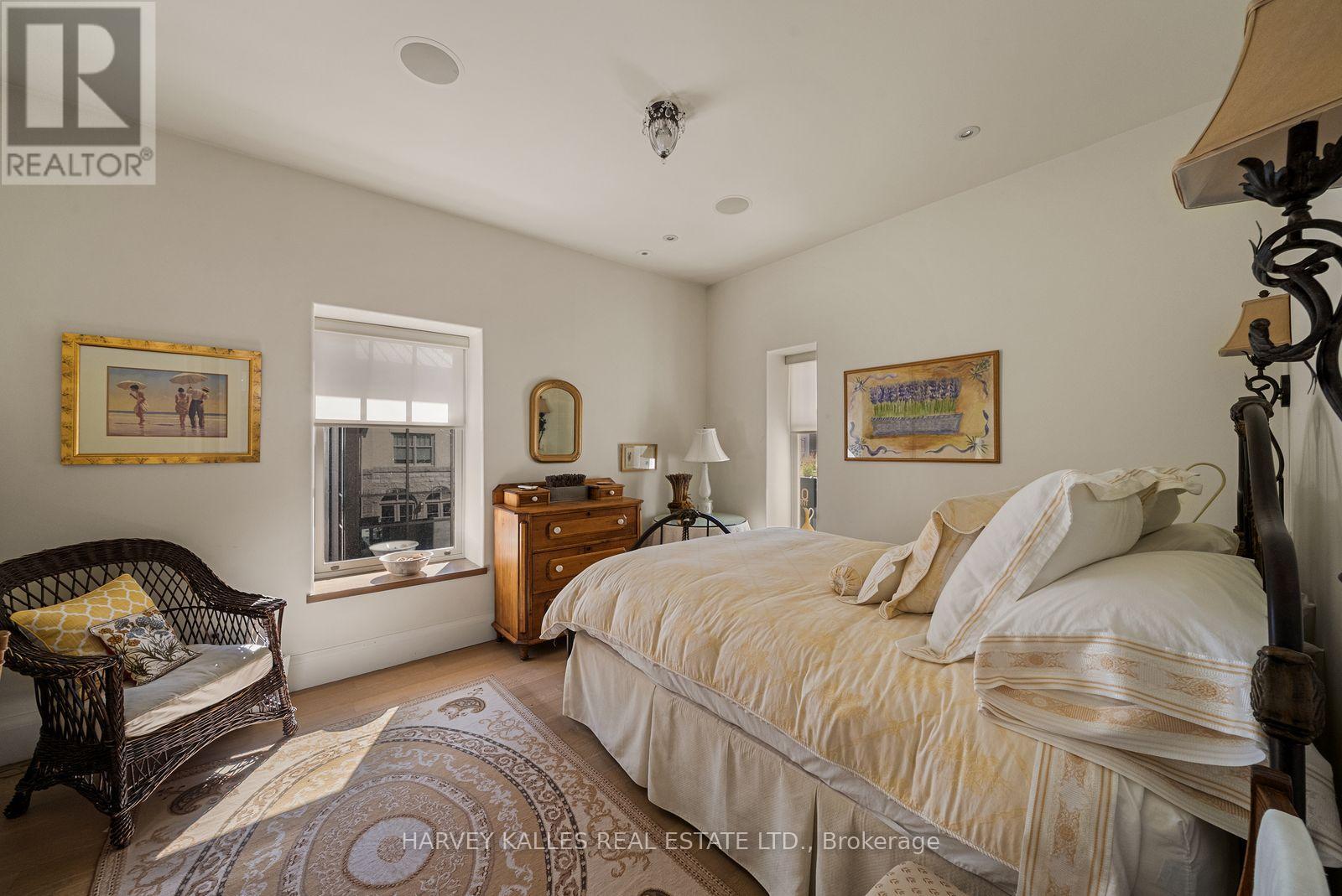 4 NEVILLE PARK BOULEVARD - 31