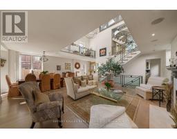Living room - 4 Neville Park Boulevard, Toronto, ON M4E3P6 Photo 6