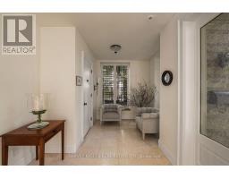 Family room - 4 Neville Park Boulevard, Toronto, ON M4E3P6 Photo 9