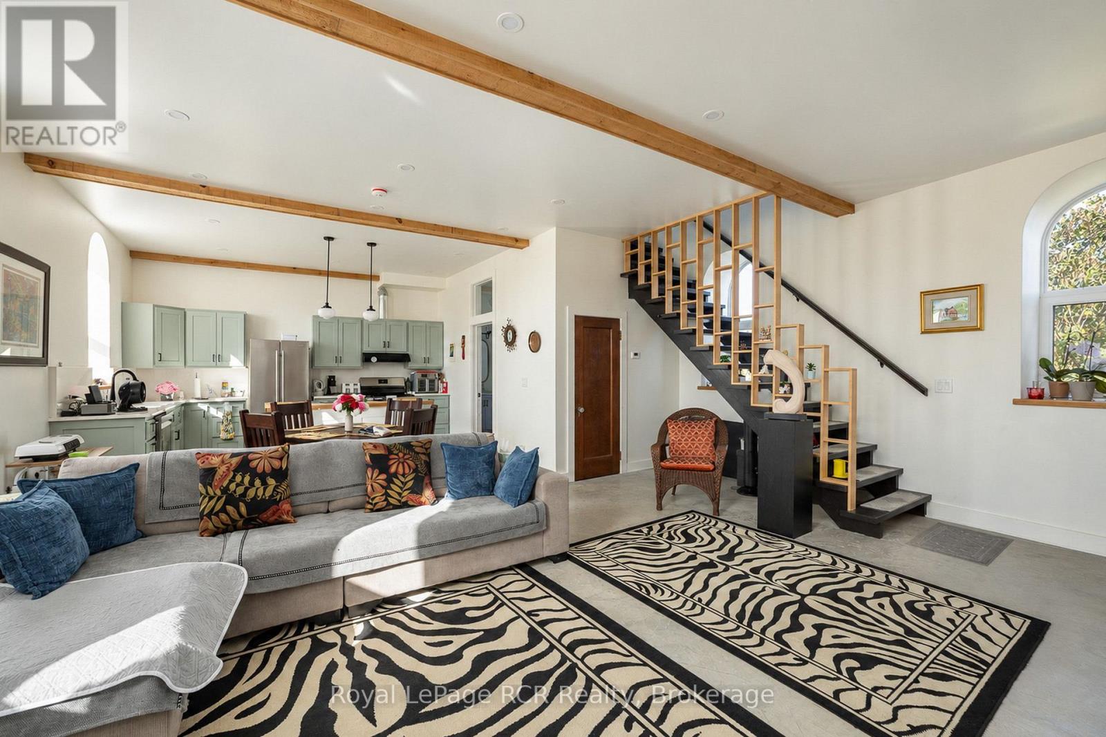 116190 GREY ROAD 3 - Image 10