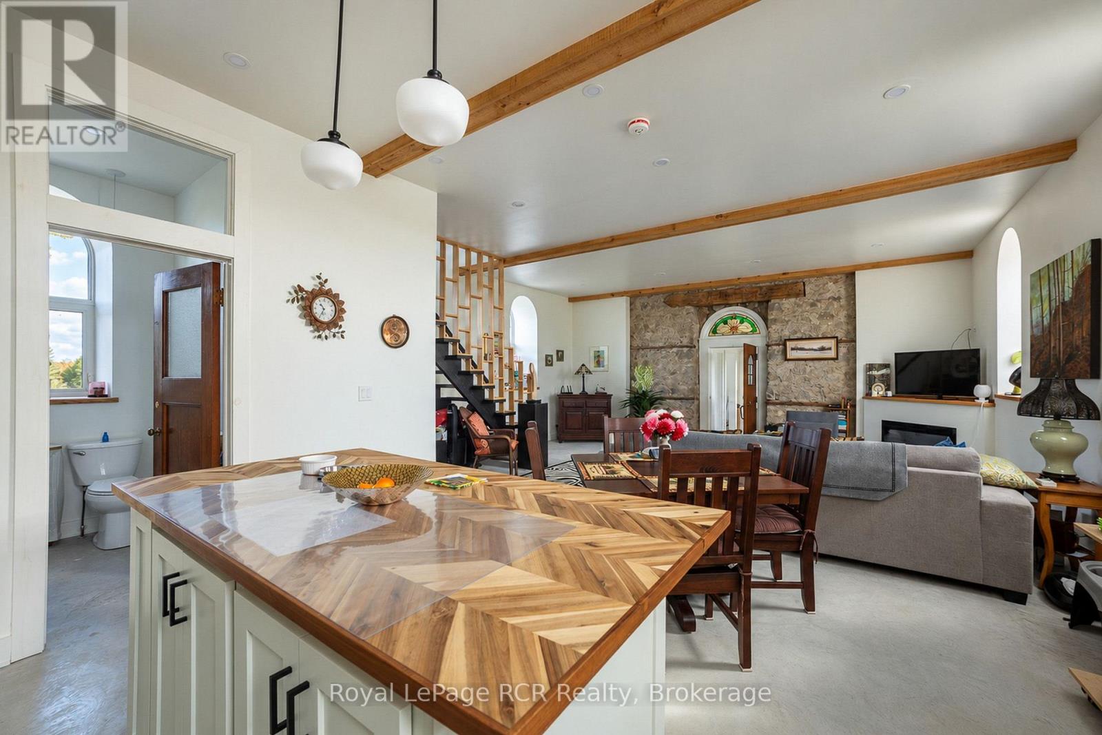 116190 GREY ROAD 3 - Image 15
