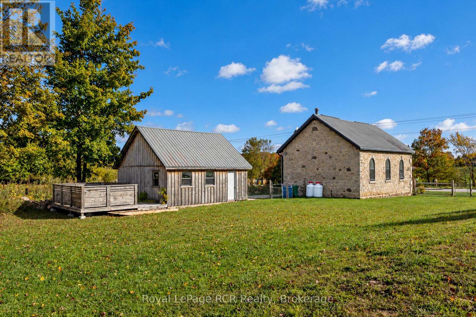 116190 GREY ROAD 3 - Image 34