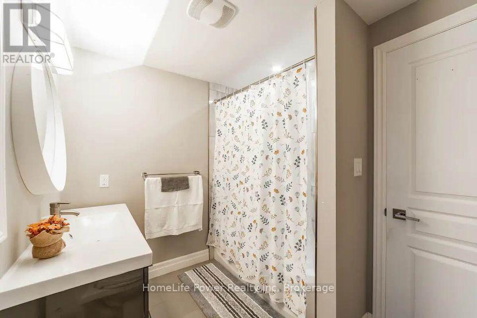 463 WESTHEIGHTS DRIVE - 12