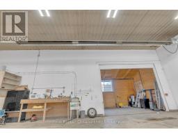 8485 Wellington Road 86, Mapleton, ON N4W3G8 Photo 17