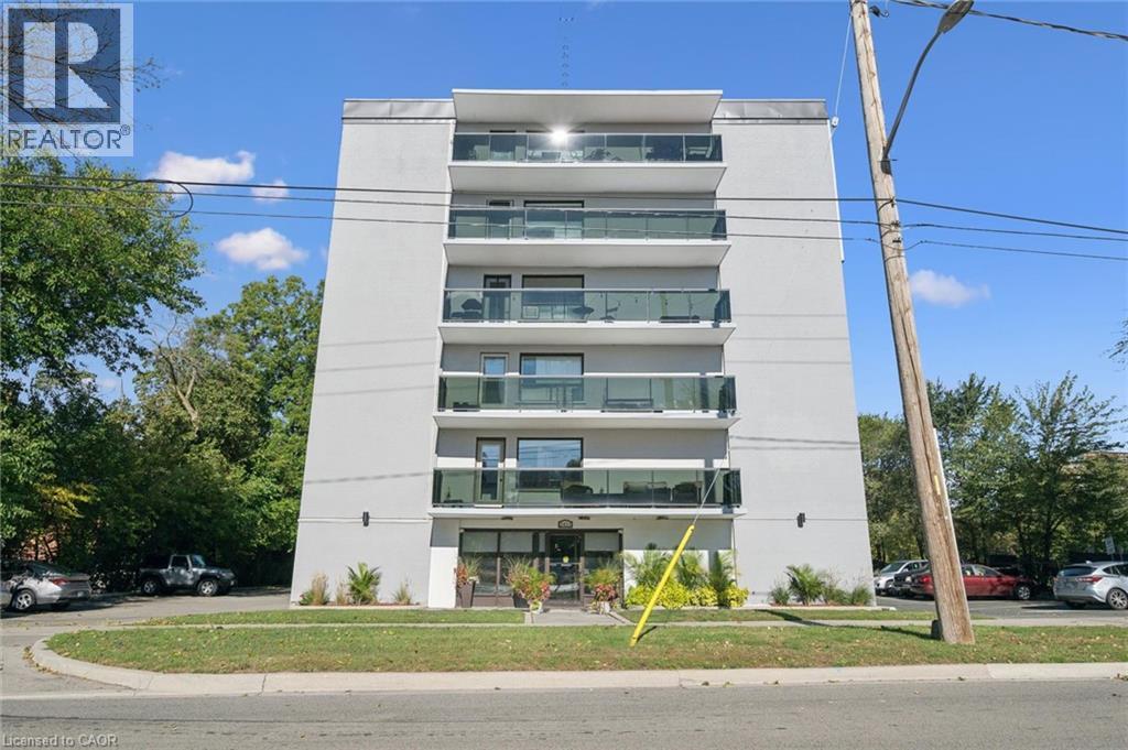 2411 NEW Street Unit# 405, Burlington — photo 2