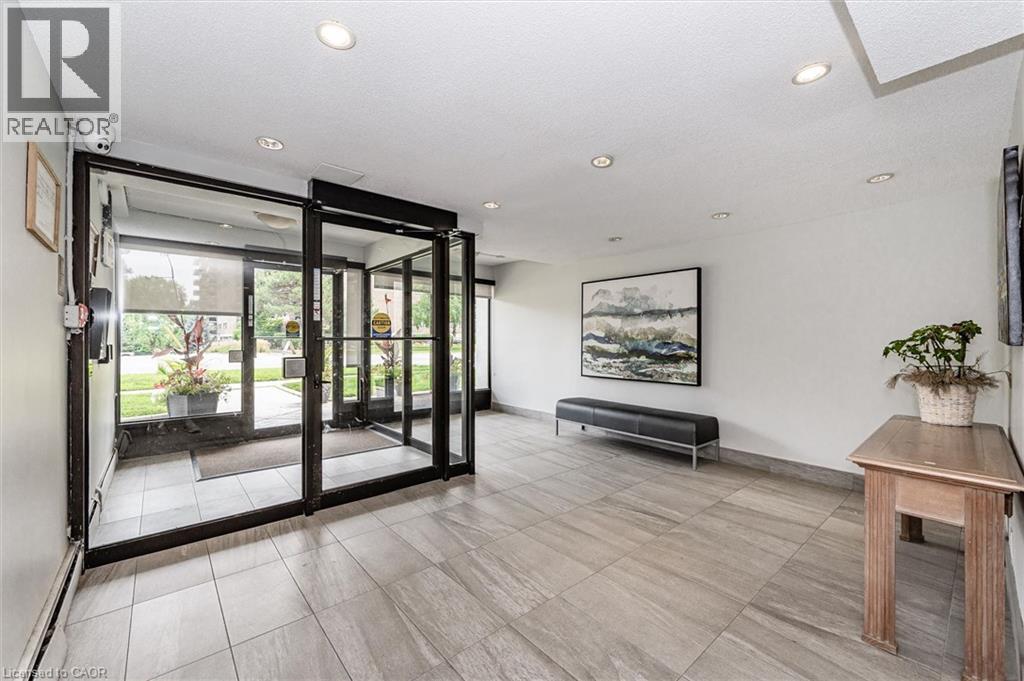 2411 NEW Street Unit# 405, Burlington — photo 5