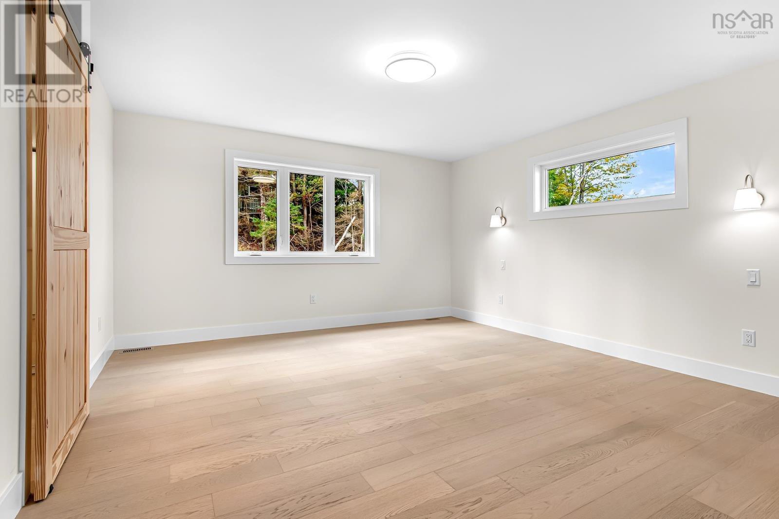 Property 28 of 36 of 46 Angel Court