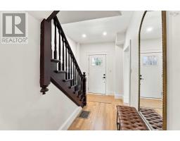 203/205 Gray Street, Windsor, NS B0N2T0 Photo 10