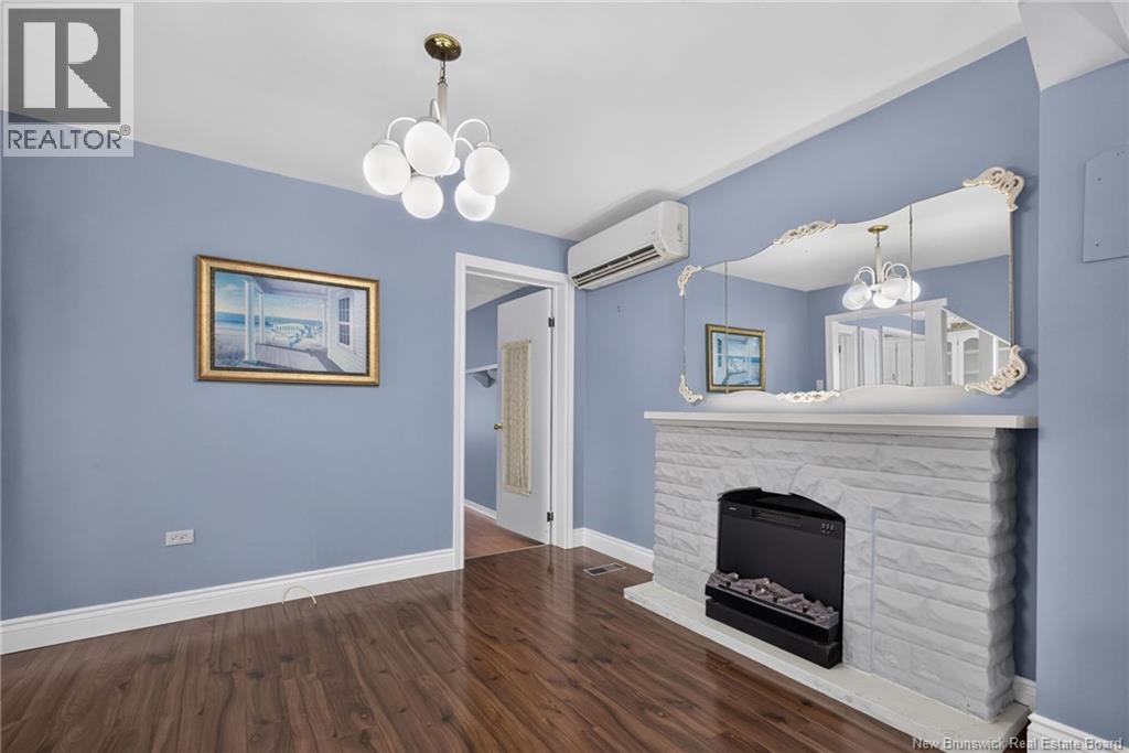 46 Churchill Street - 12