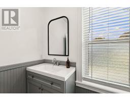 203/205 Gray Street, Windsor, NS B0N2T0 Photo 38