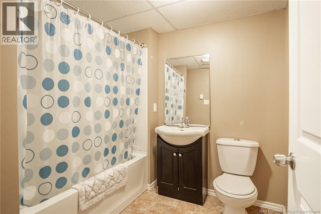 9 Dunn Avenue - 12