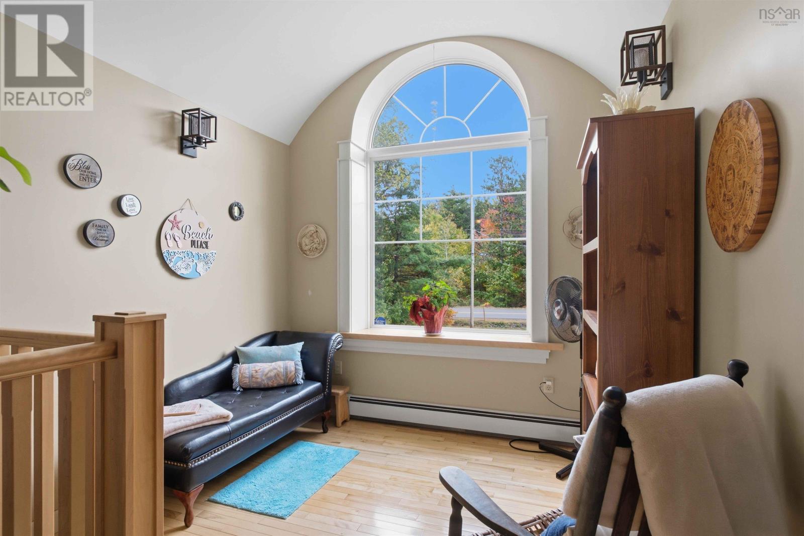 271 Hall Road - Image 19