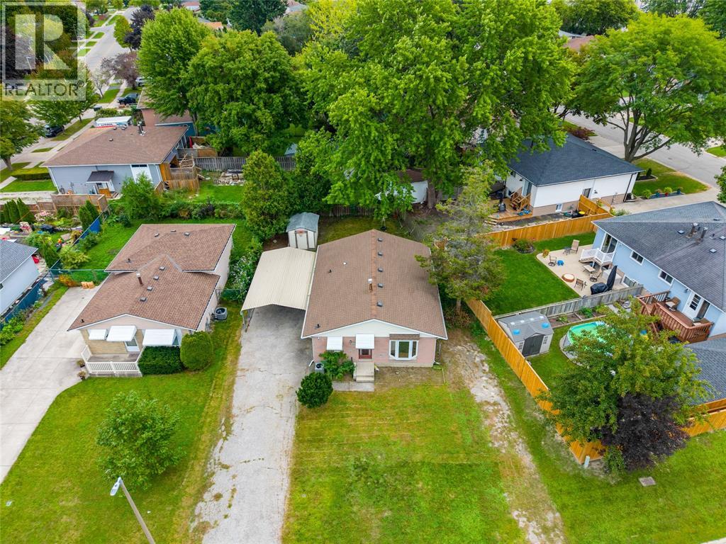 1104 OVERLEA CRESCENT - 20