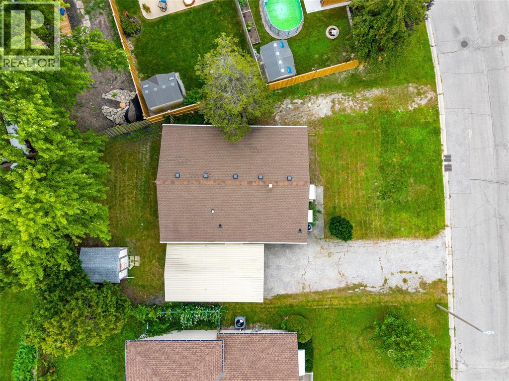 1104 OVERLEA CRESCENT - 22