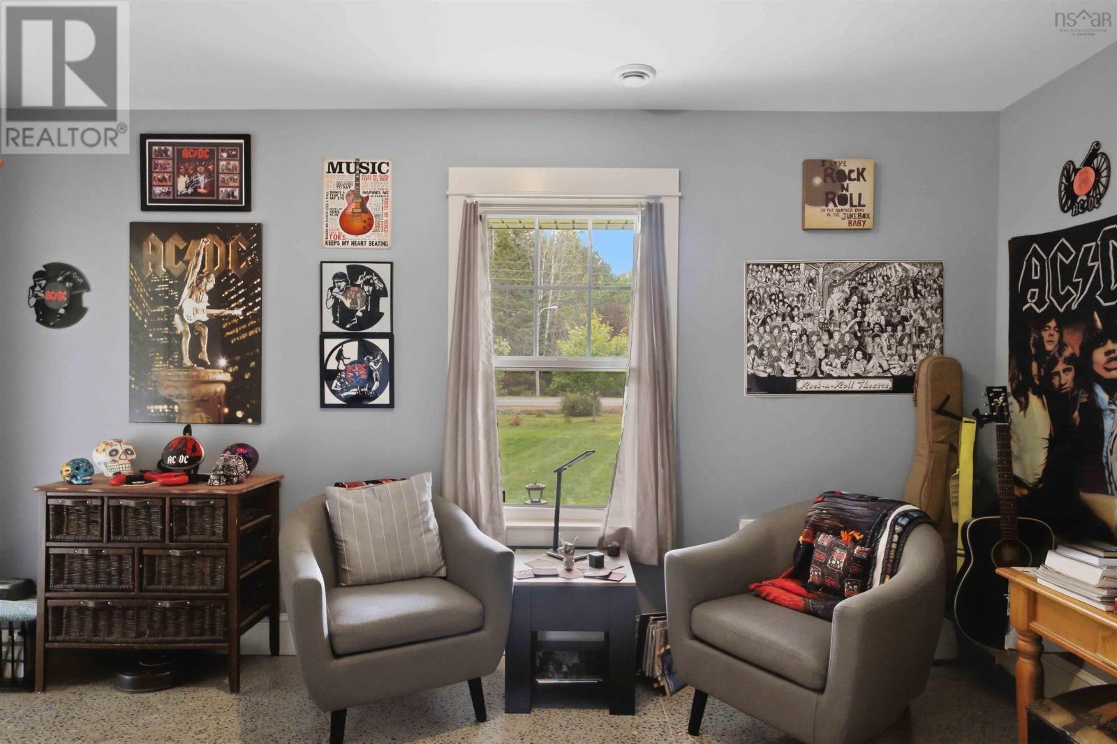 271 Hall Road - 14