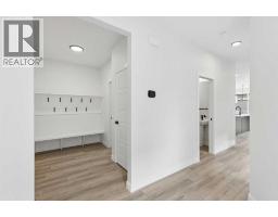 34 Amblefield Common NW - photo 5