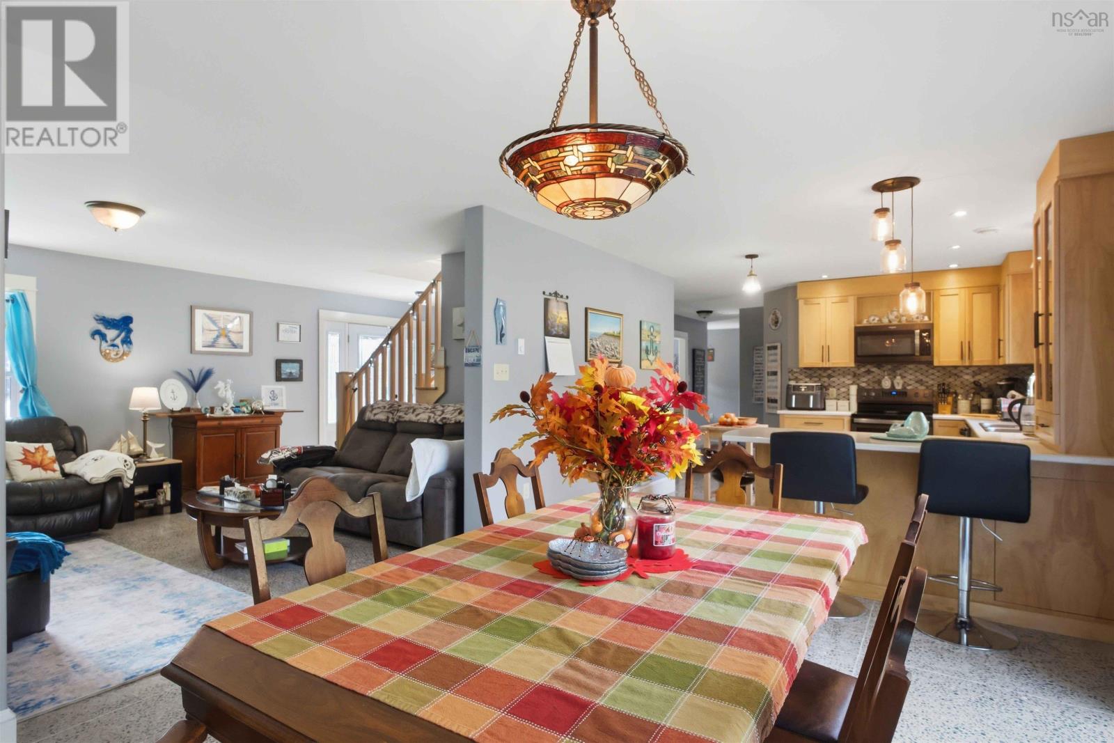 271 Hall Road - Image 7