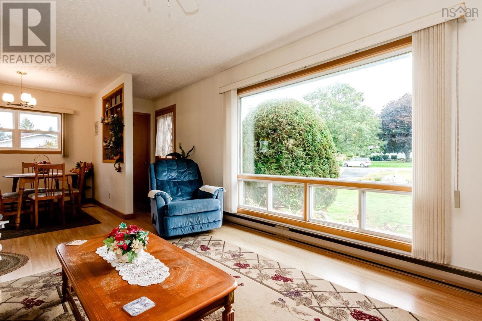 289 Brookside Drive - Image 24