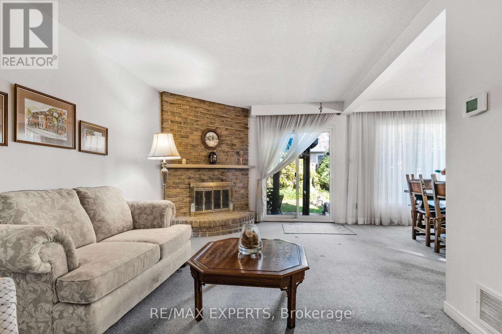 20 Charnwood Place, Markham, ON photo 7