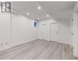 18 Wellman Drive, Richmond Hill, ON L4E1G1 Photo 10