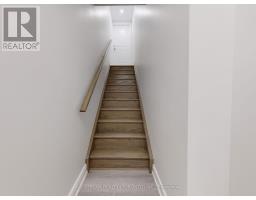 18 Wellman Drive, Richmond Hill, ON L4E1G1 Photo 8