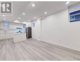 18 Wellman Drive, Richmond Hill, ON L4E1G1 Photo 9