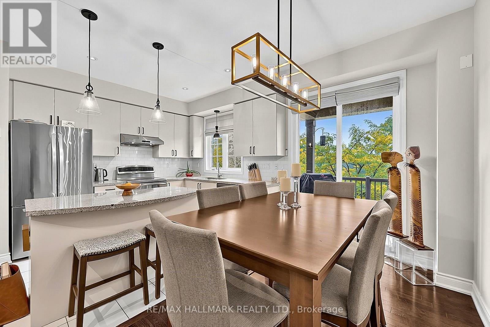 710 WENDY CULBERT CRESCENT - 13