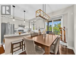 710 Wendy Culbert Crescent, Newmarket, ON L3X0A4 Photo 13