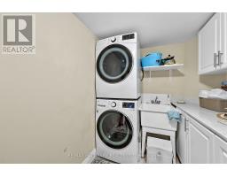 710 Wendy Culbert Crescent, Newmarket, ON L3X0A4 Photo 39