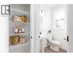 702, 437 Alpine Avenue SW - photo 5