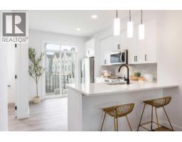 702, 437 Alpine Avenue SW - photo 1