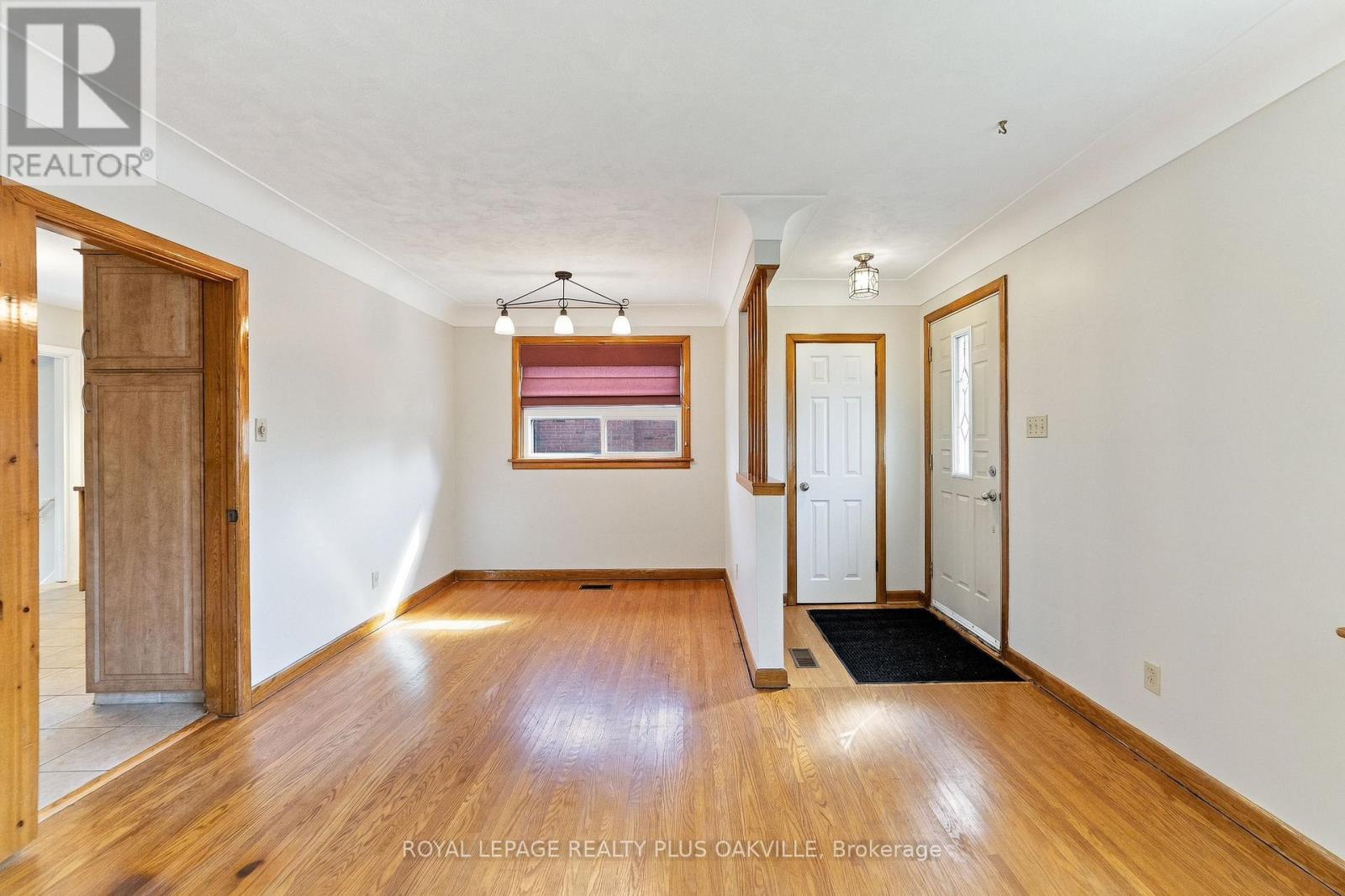 19 ENDFIELD AVENUE - Image 7