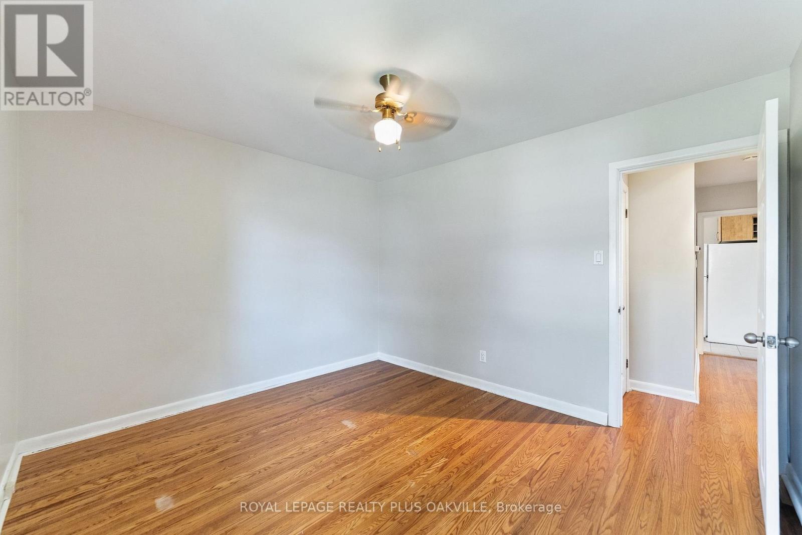 19 ENDFIELD AVENUE - 18
