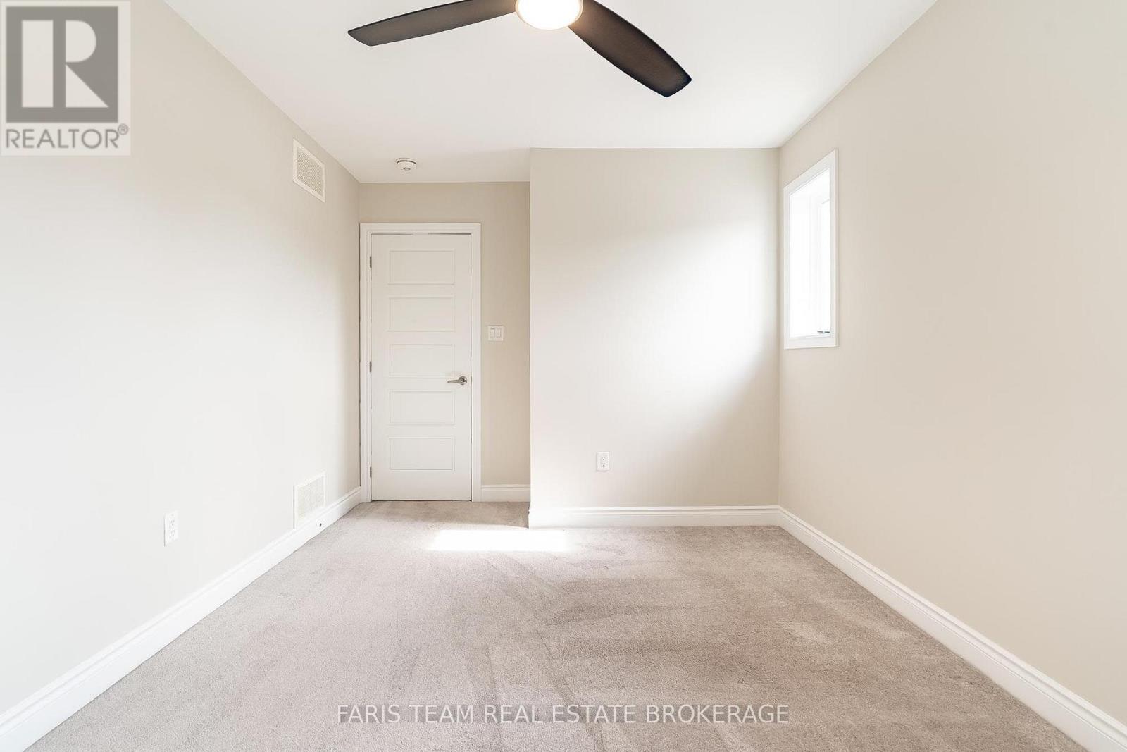 33 Sheppard Drive, Tay, ON photo 24