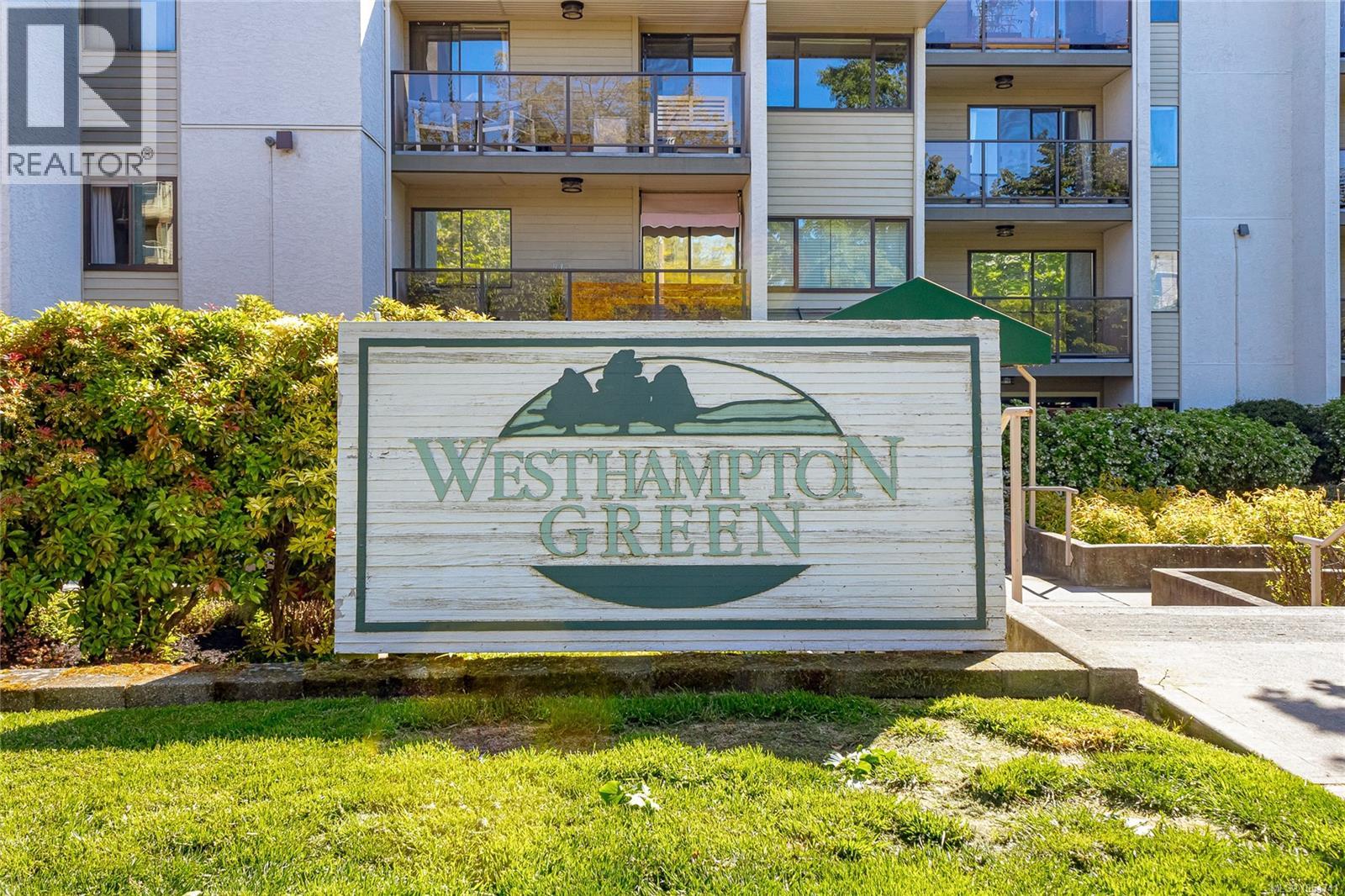 #404 2757 Quadra St - 15