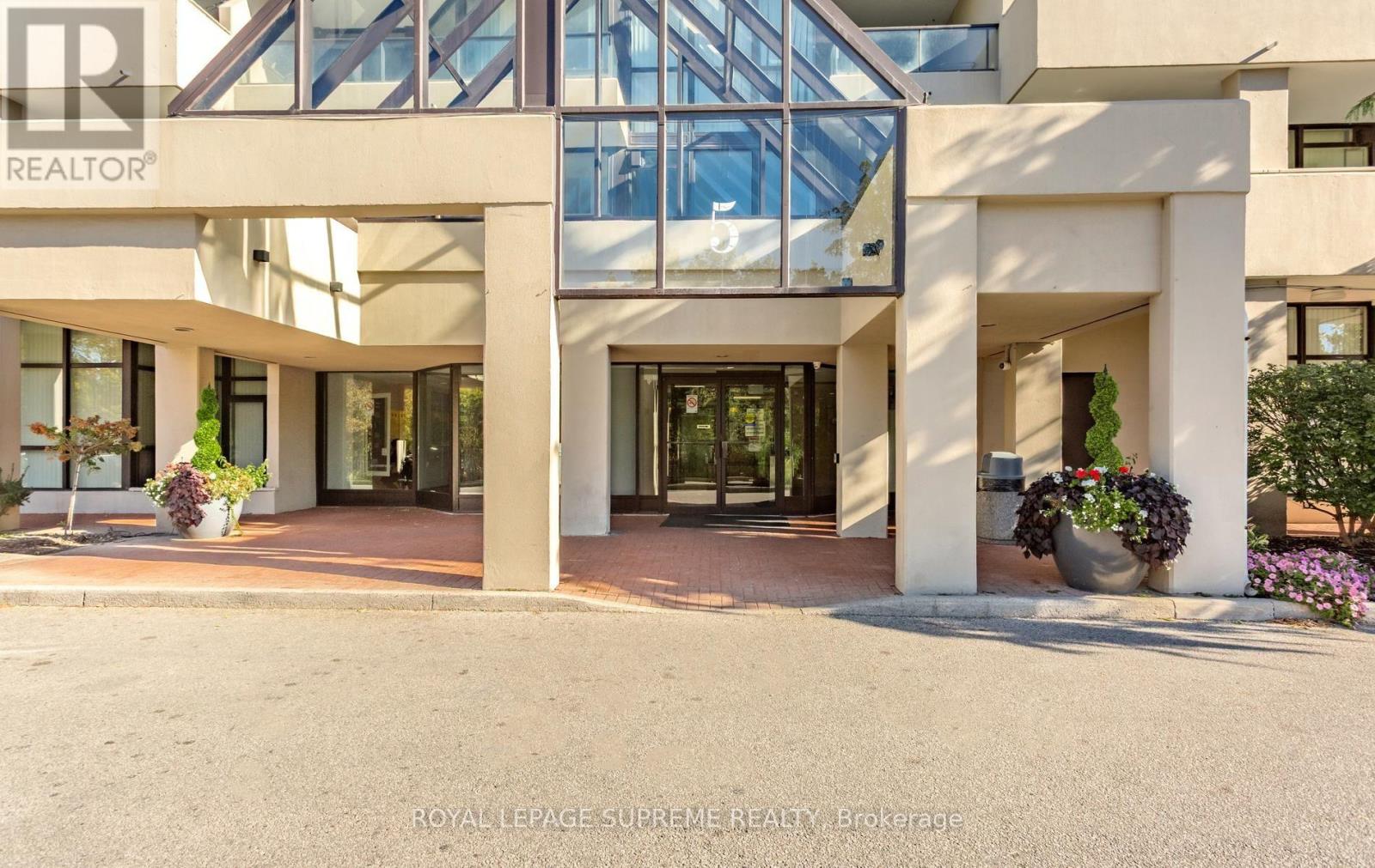 1015- 5 Rowntree Road, Toronto, ON photo 3