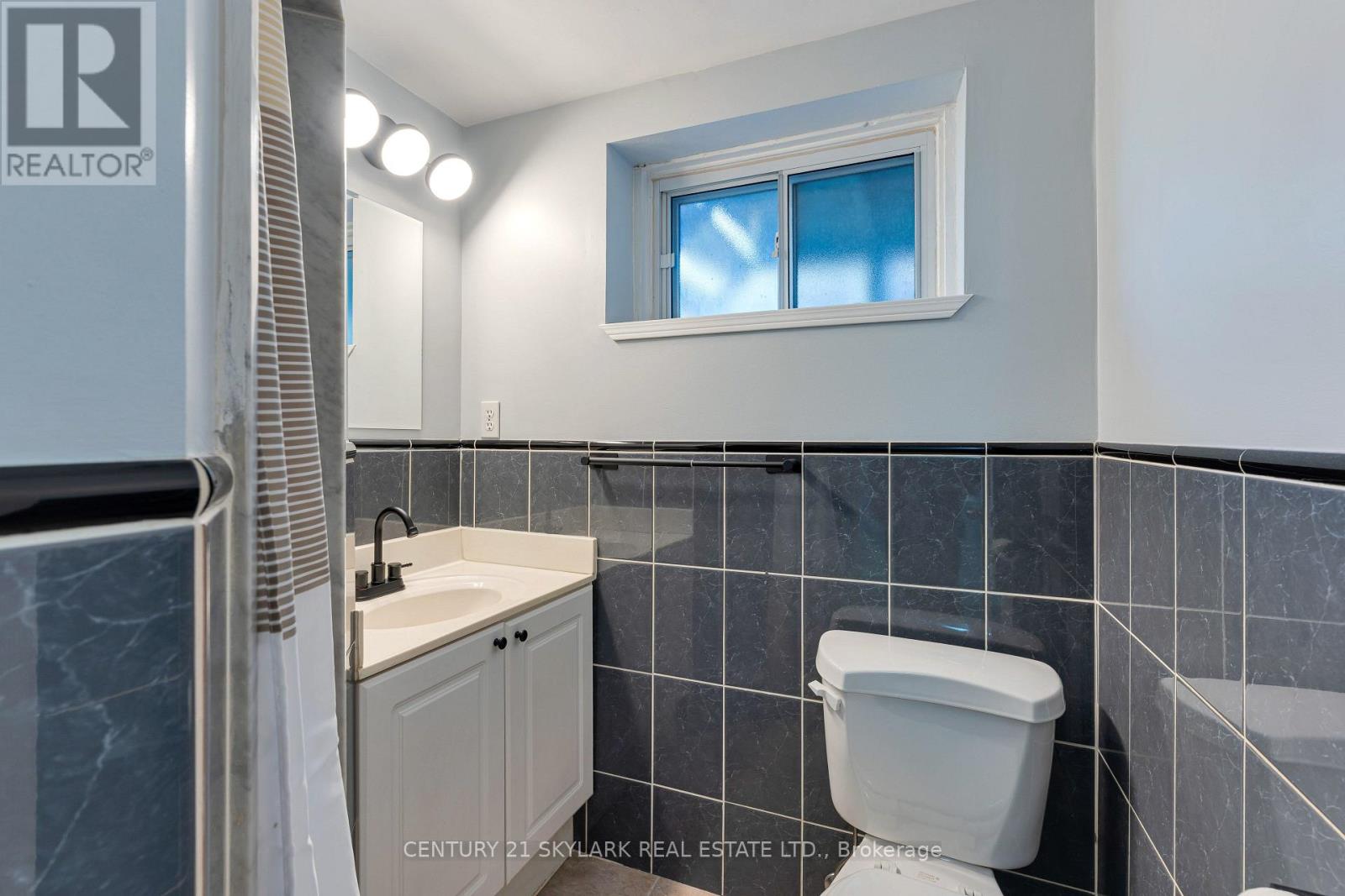 24 Aura Lea Boulevard, Toronto, ON photo 29