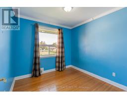 24 Aura Lea Boulevard, Toronto, ON M9M1K3 Photo 20