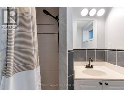 24 Aura Lea Boulevard, Toronto, ON M9M1K3 Photo 30