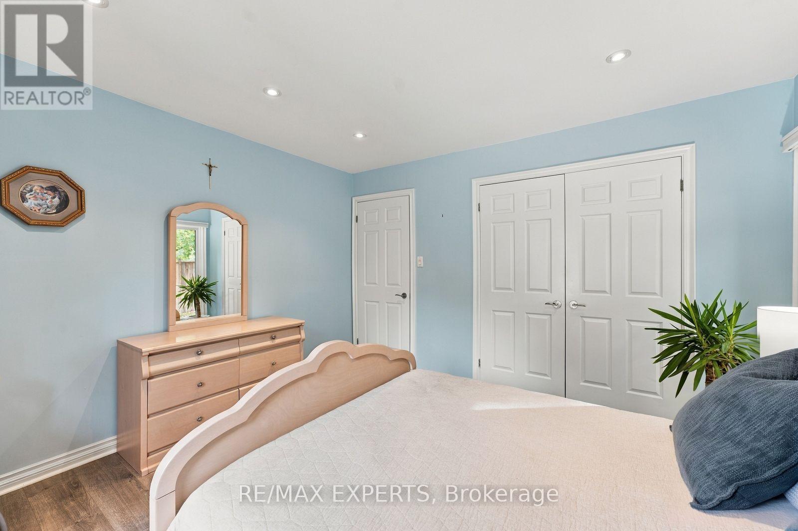 8 Fendley Court, Brampton, ON photo 28