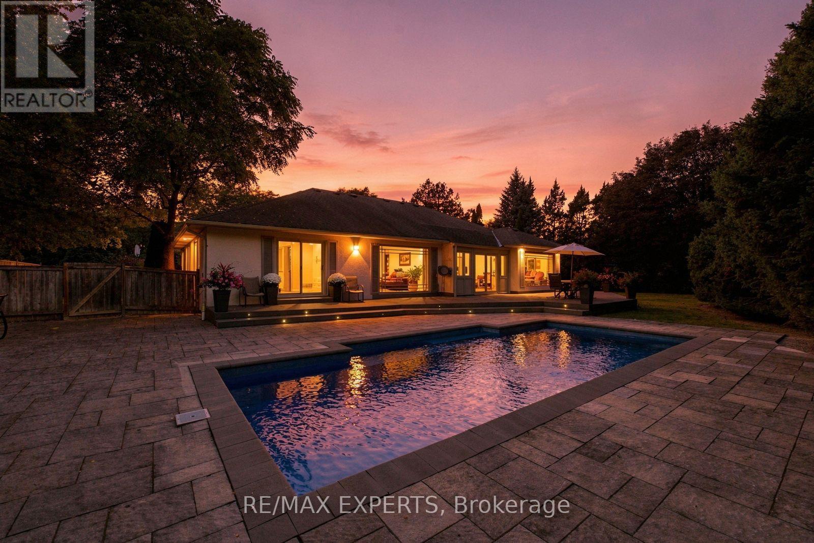8 Fendley Court, Brampton, ON photo 3