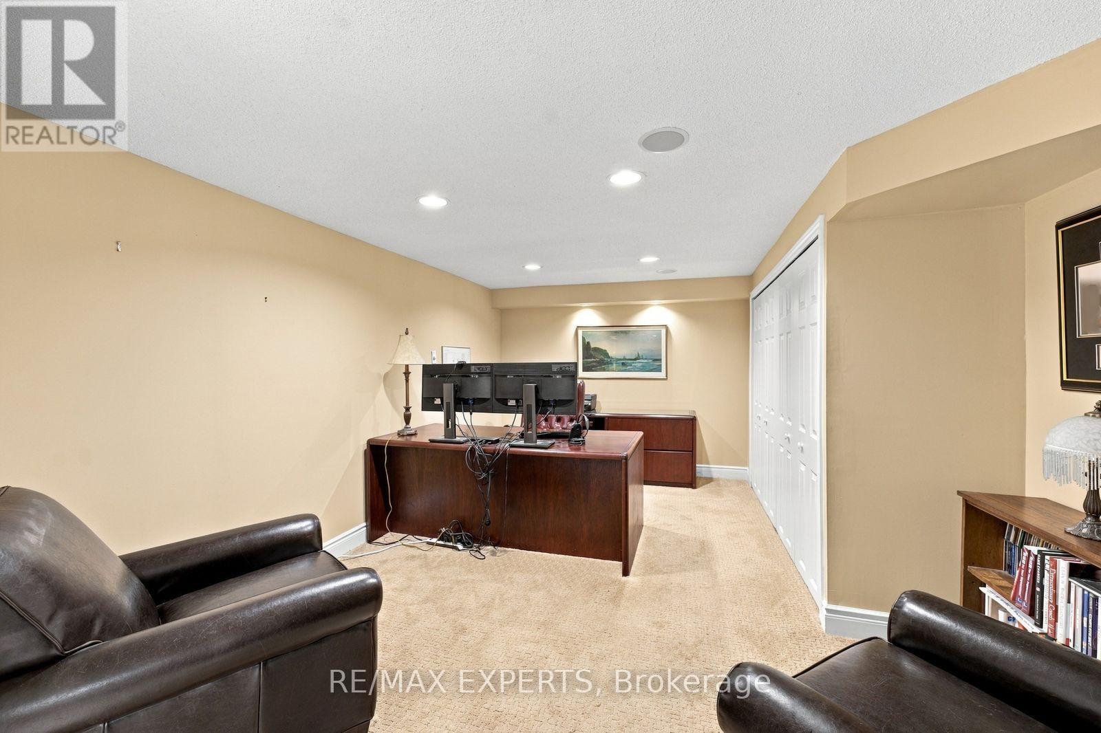 8 Fendley Court, Brampton, ON photo 37