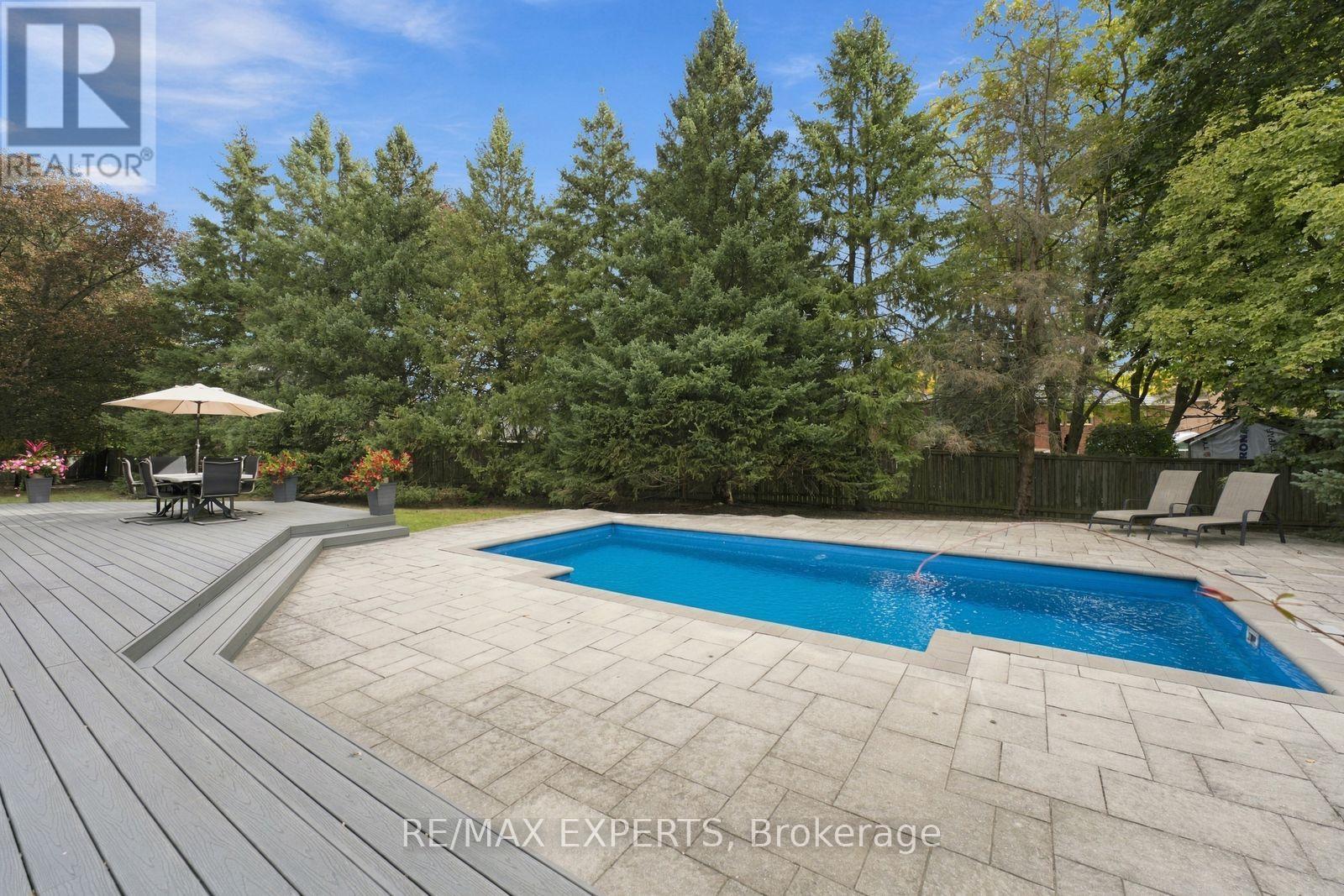 8 Fendley Court, Brampton, ON photo 42