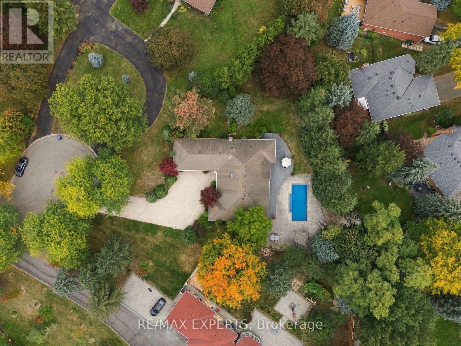 8 Fendley Court, Brampton, ON photo 49
